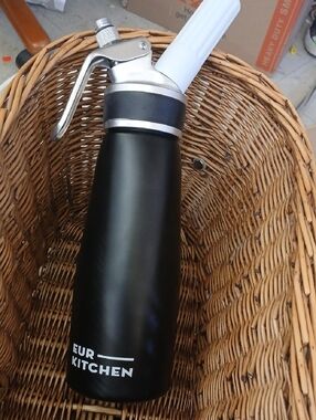 EUR Kitchen Black Whipped Cream Dispenser - Professional Bar Accessory